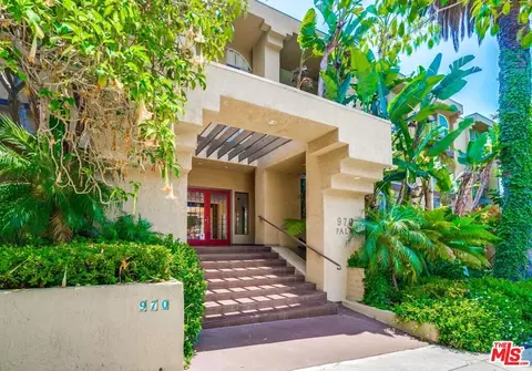 970 Palm Ave #101, West Hollywood, CA 90069
