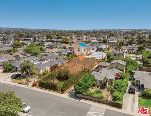 8430 Wiley Post Ave, Los Angeles, CA 90045