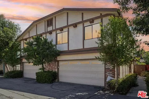 18424 Keswick St #12, Reseda, CA 91335