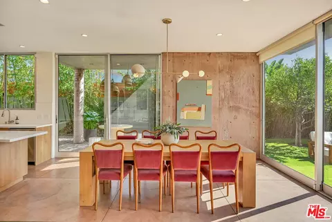 2324 Boone Ave, Venice, CA 90291