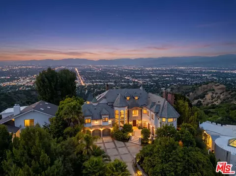 13320 Mulholland Dr, Beverly Hills, CA 90210
