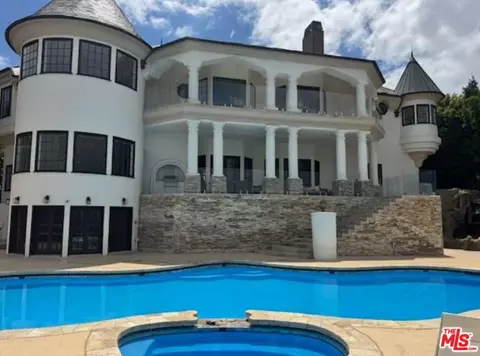 13320 Mulholland Dr, Beverly Hills, CA 90210