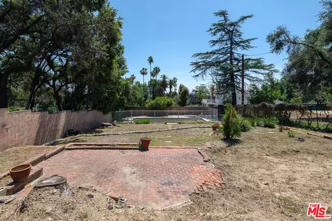 1212 E Palm St, Altadena, CA 91001 photo 6