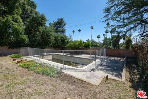 1212 E Palm St, Altadena, CA 91001 photo 7