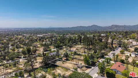 1212 E Palm St, Altadena, CA 91001 photo 15