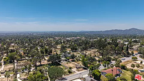 1212 E Palm St, Altadena, CA 91001 photo 16