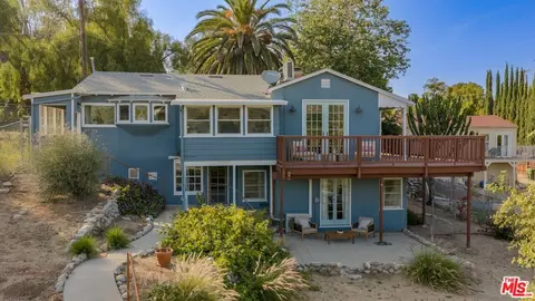 9866 Mcbroom St, Shadow Hills, CA 91040