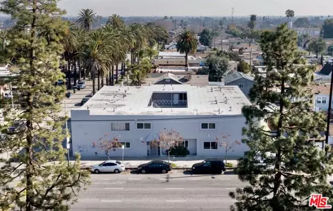 10500 S Vermont Ave, Los Angeles, CA 90044