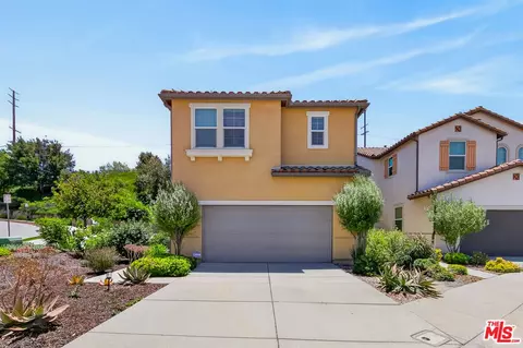 19860 Via Ott, Newhall, CA 91321