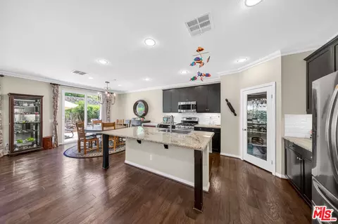 Kitchen - 19860 Via Ott, Newhall, CA 91321 photo 1 of 1