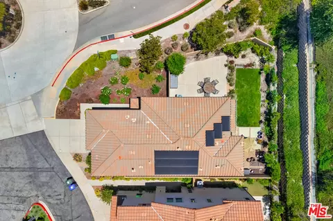 View/Area - 19860 Via Ott, Newhall, CA 91321 photo 1 of 3
