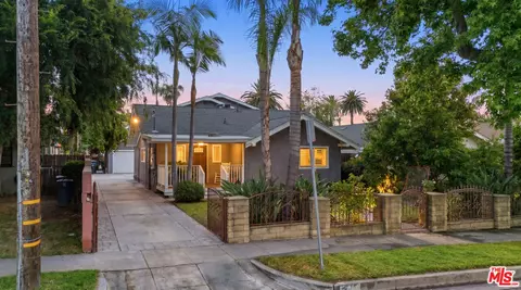 966 Worcester Ave, Pasadena, CA 91104