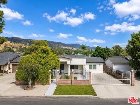 7640 Greg Ave, Sun Valley, CA 91352