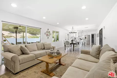 Living - 10416 Glory Ave, Tujunga, CA 91042 photo 1 of 1
