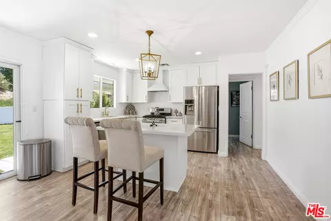 Kitchen - 10416 Glory Ave, Tujunga, CA 91042 photo 1 of 5