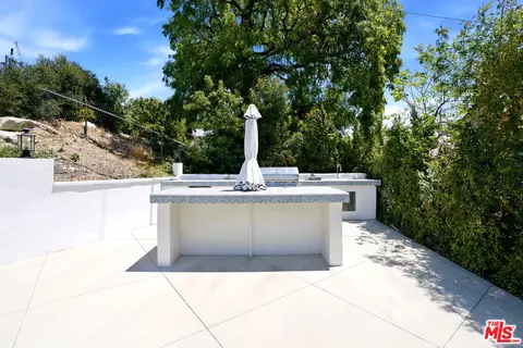 Other - 10416 Glory Ave, Tujunga, CA 91042 photo 13 of 16