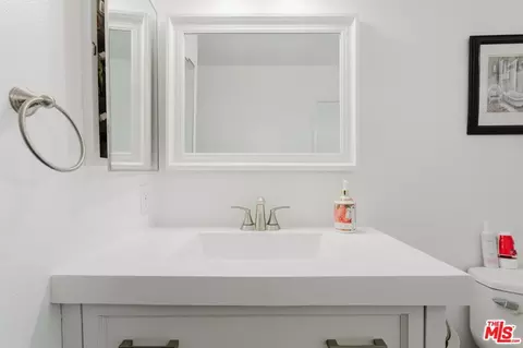 Bath - 42665 Tempo Dr, Lancaster, CA 93536 photo 1 of 6