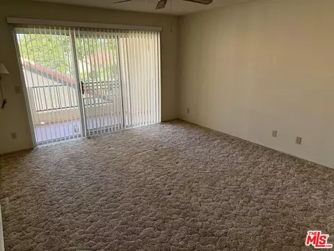 Living - 19196 Pine Way, Apple Valley, CA 92308 photo 15 of 15