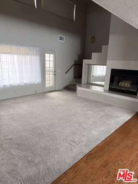 Living - 19196 Pine Way, Apple Valley, CA 92308 photo 1 of 15