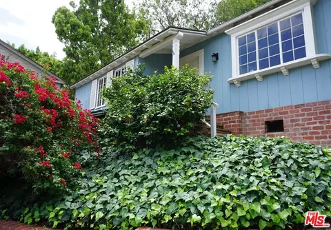 3640 Shannon Rd, Los Angeles, CA 90027