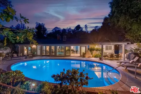 480 Tuallitan Rd, Los Angeles, CA 90049
