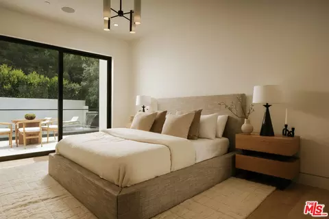 Bedroom - 2878 Deep Canyon Dr, Beverly Hills, CA 90210 photo 4 of 5