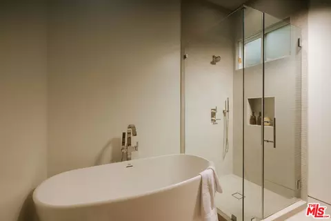 Bath - 2878 Deep Canyon Dr, Beverly Hills, CA 90210 photo 6 of 6