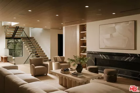 Living - 2878 Deep Canyon Dr, Beverly Hills, CA 90210 photo 1 of 2