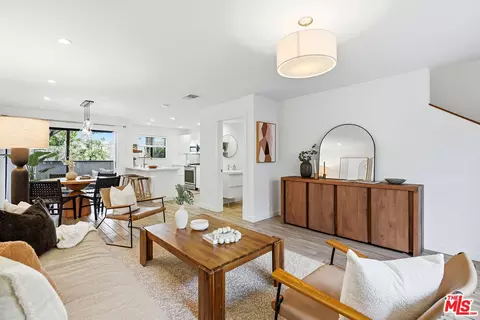 1802 20th St #B, Santa Monica, CA 90404