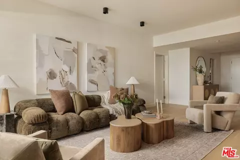 13600 Marina Pointe Dr #604, Marina Del Rey, CA 90292