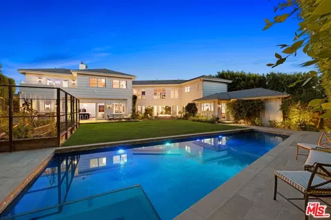 521 Amalfi Dr, Pacific Palisades, CA 90272