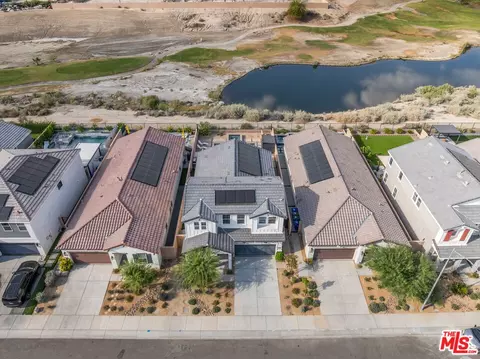 View/Area - 84112 Caviano Dr, Indio, CA 92203 photo 5 of 11