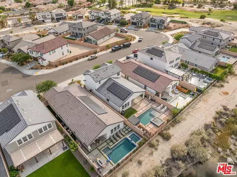 View/Area - 84112 Caviano Dr, Indio, CA 92203 photo 8 of 11