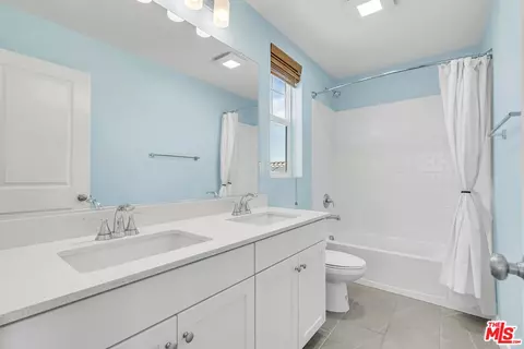 Bath - 84112 Caviano Dr, Indio, CA 92203 photo 3 of 3