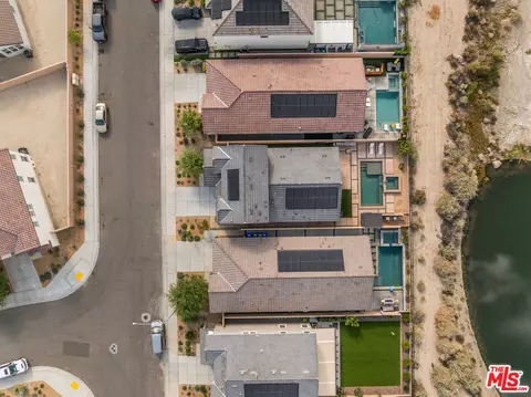 View/Area - 84112 Caviano Dr, Indio, CA 92203 photo 3 of 11