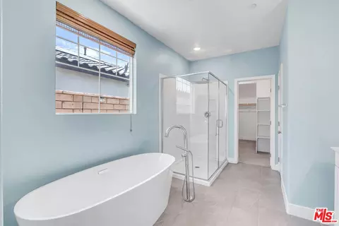 Bath - 84112 Caviano Dr, Indio, CA 92203 photo 1 of 3