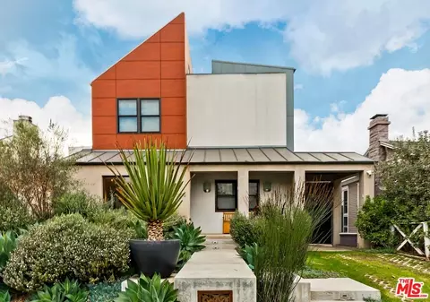 1509 S Crest Dr, Los Angeles, CA 90035