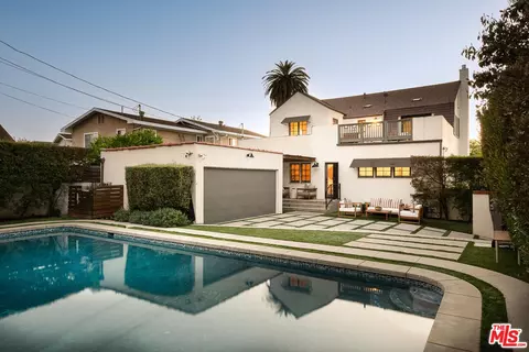 940 Westchester Pl, Los Angeles, CA 90019