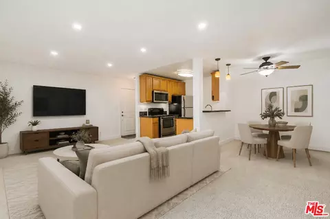 10982 Roebling Ave #359, Los Angeles, CA 90024
