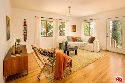 6071 Delphi St, Los Angeles, CA 90042