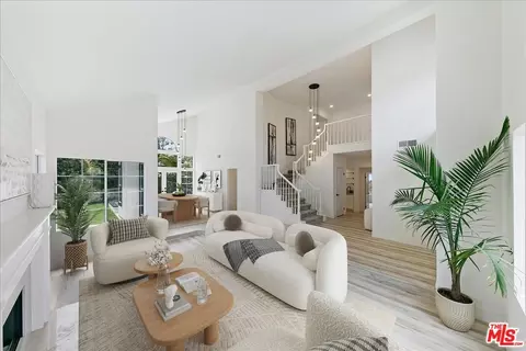 Other - 2211 Pebble Beach Trl, Oxnard, CA 93036 photo 2 of 15