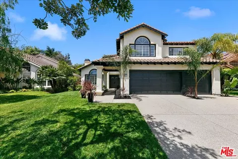 2211 Pebble Beach Trl, Oxnard, CA 93036