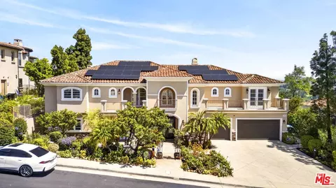 22355 S Summit Ridge Cir, Chatsworth, CA 91311