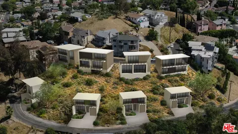2790 N Chadwick Cir, Los Angeles, CA 90032