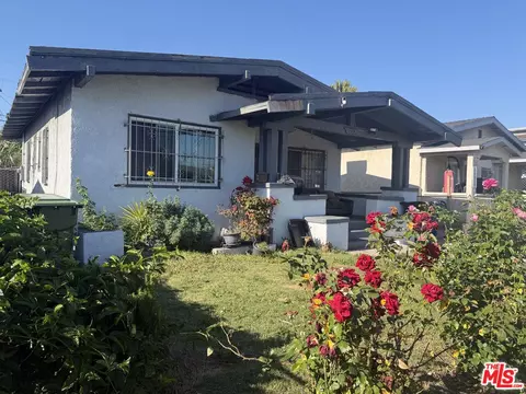 213 W 83rd St, Los Angeles, CA 90003