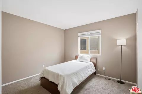 Bedroom - 44672 Brookvail Ct, Temecula, CA 92592 photo 6 of 7
