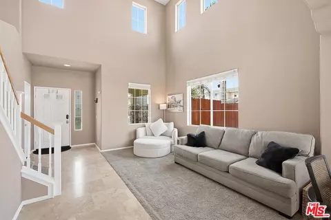 Entry Way - 44672 Brookvail Ct, Temecula, CA 92592 photo 2 of 2