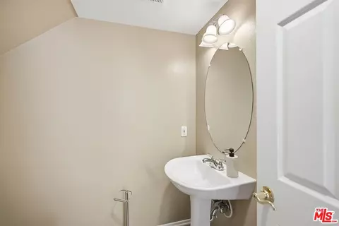 Other - 44672 Brookvail Ct, Temecula, CA 92592 photo 5 of 8