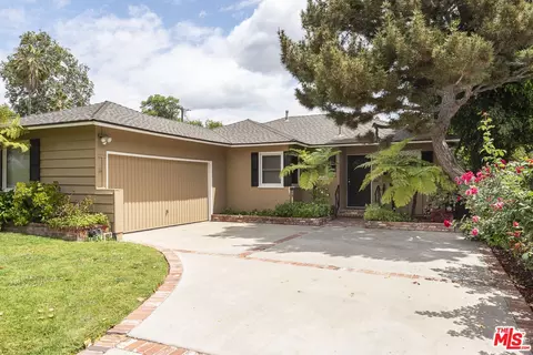 5512 Bevis Ave, Sherman Oaks, CA 91411