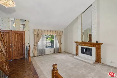Living - 627 Mount St, Diamond Bar, CA 91765 photo 2 of 7
